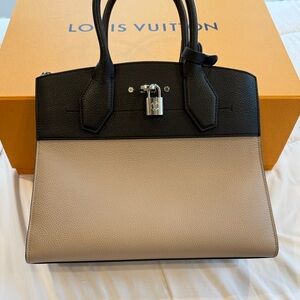 Louis Vuitton City Steamer MM handbag